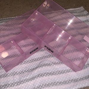Vs Pink spray trays